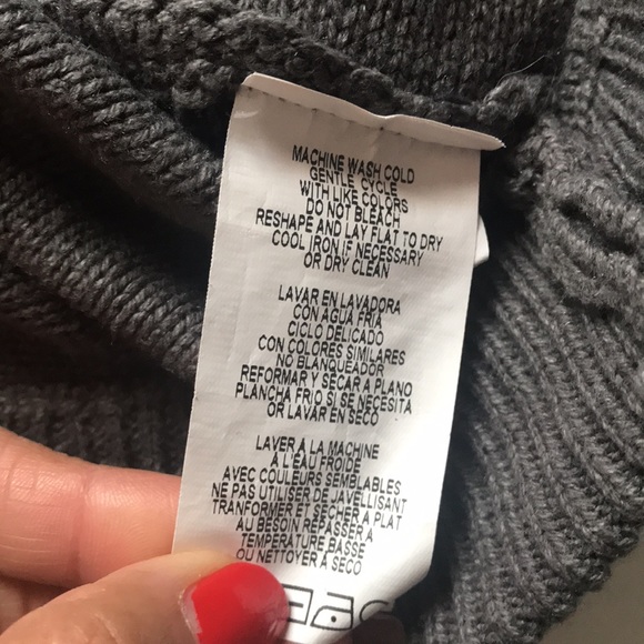 Annalee + Hope Gray Latern sleeves sweater size Large - Picture 2 of 11